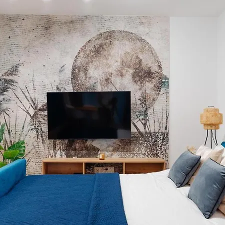 K&m 16 Apartment *